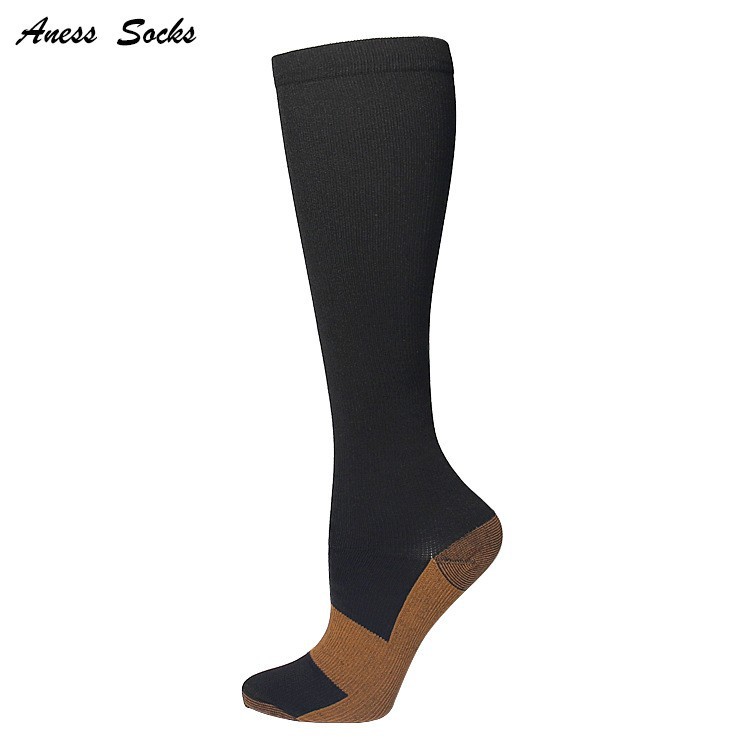 Calcetines de compresión deportivos de color sólido, cuidadosamente seleccionados, para adultos, hombres y mujeres, calcetines deportivos, calcetines de compresión para correr y fitness, venta al por mayor en stock