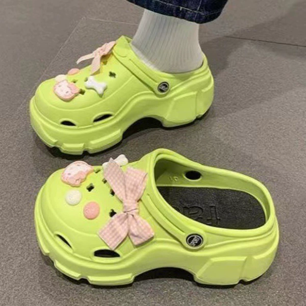 S688 hole shoes [green] cloth flower katie