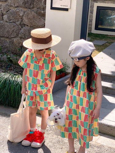 Children's brother and sister clothing 2024 summer style boys and girls Korean version contrasting vertical stripes loose short-sleeved shorts suit sleeveless skirt