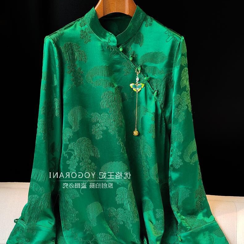 Chinese style green heavy national style shirt women's spring and summer new retro buckle elegant Mulberry silk long-sleeved shirt