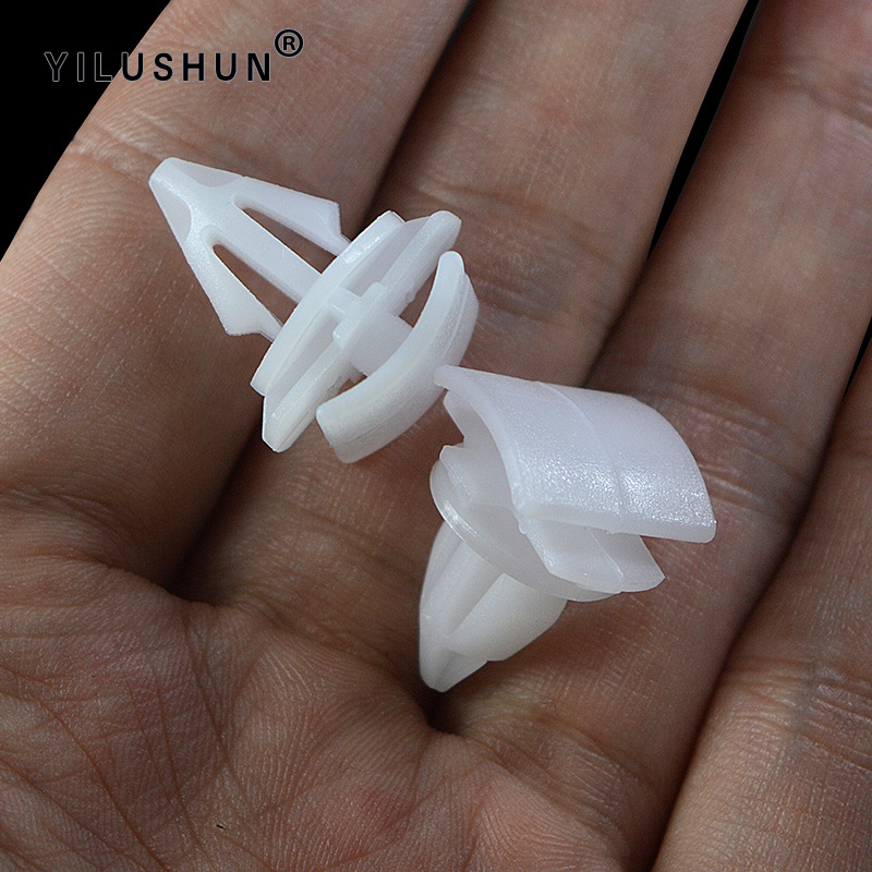 Adecuado para Audi A4L Volkswagen Tiguan Sagitar ceja rueda clip de la puerta del coche guardia Magotan umbral hebilla grano D151