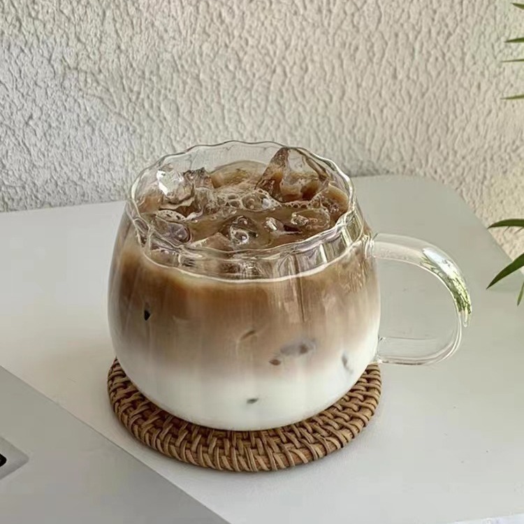 花瓣竖条纹玻璃杯加厚耐热高颜值咖啡杯牛奶杯居家办公厂家批发