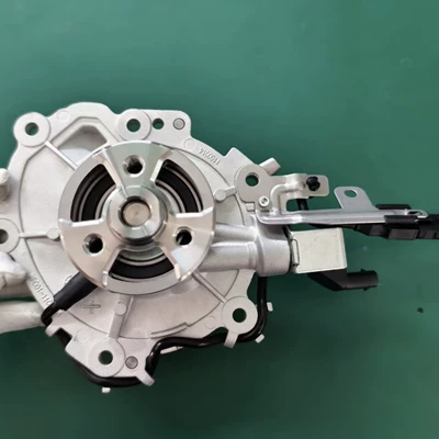 Water Pump Lr123392 Lr123906 Water pump