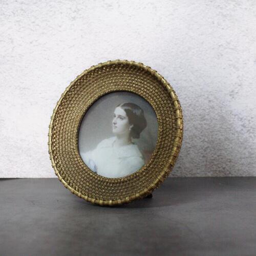 European retro golden rattan pattern photo frame round 4-inch 5-inch table hanging wall dual-purpose Mingjukuya home decoration