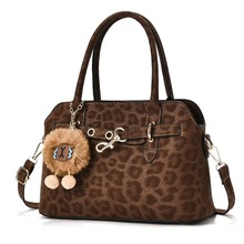 精美复古豹纹手提通勤包包女跨境2025新款潮韩国腋下包大容量包包