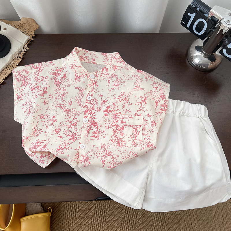 Boys' Summer 2026 New Lightweight and Comfortable Short-Sleeved Casual Shirt Set with Loose Shorts for Small and Medium-Sized Children, Two-Piece Set