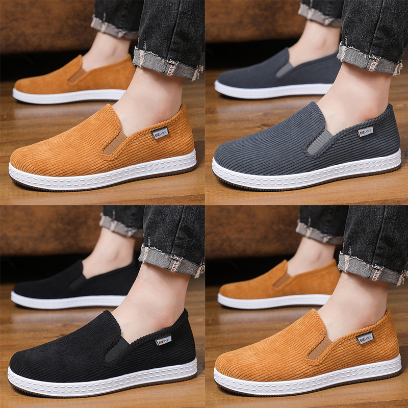 오래 된 베이징 천 신발 남성 신발 더미 통기성 캐주얼 신발 남성 두꺼운 단독 작업 신발 남성용 경량 슬립 온 신발