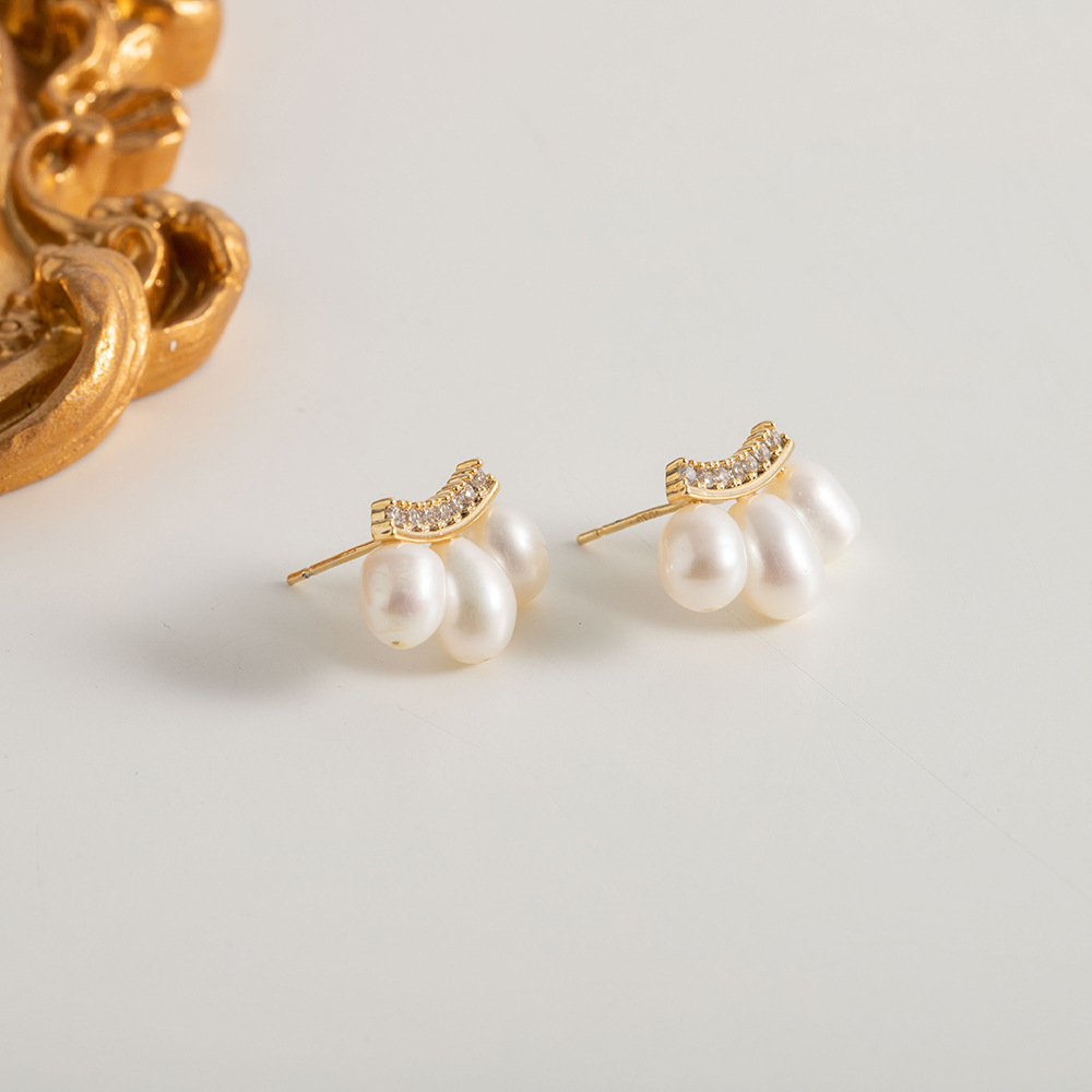 Glam Water Droplets Copper Gold Plated Pearl Zircon Ear Studs 1 Pair