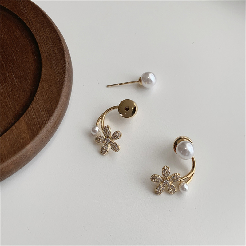 Metal Material Korean Style Star Metal Pearl Stud Earrings