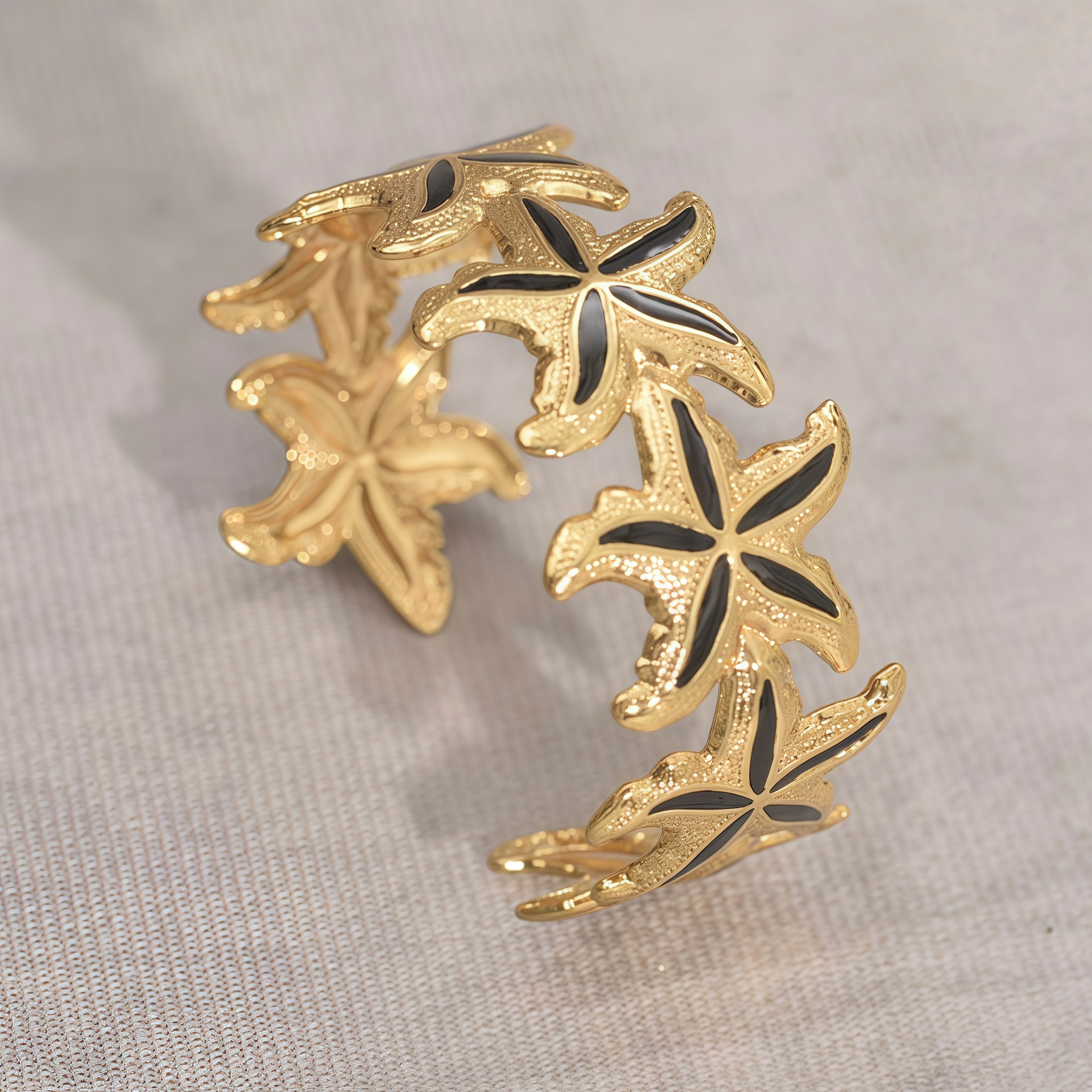 Estrella de mar esmalte negro