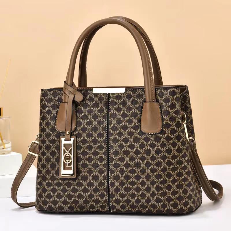 Women's Large Autumn Pu Leather Vintage Style Tote Bag display picture 3