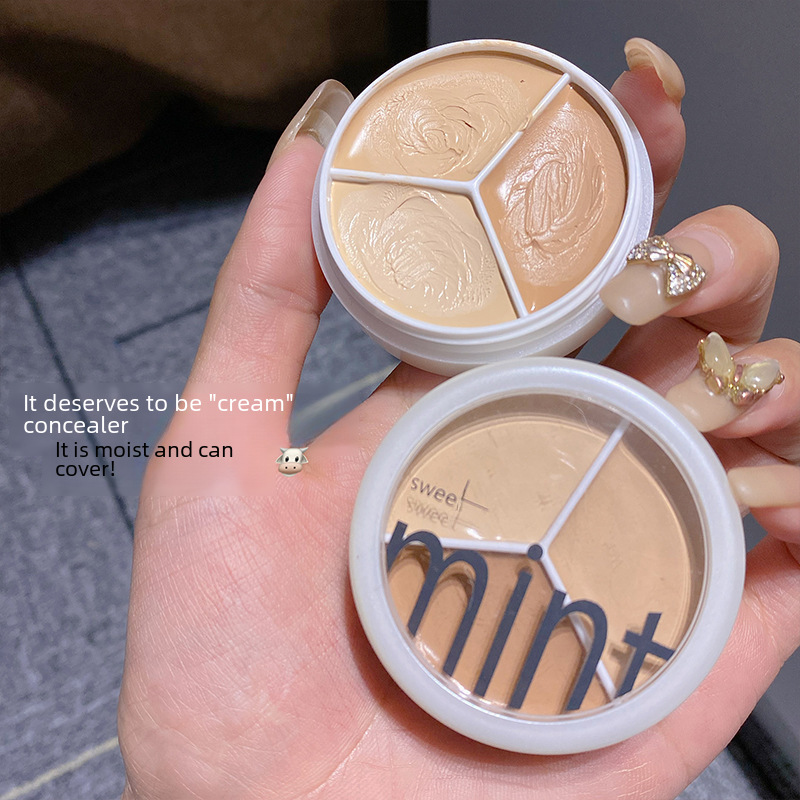 Sweet Mint Three-Color Concealer Covers Spots, Acne Marks, Dark Circles, Tear Troughs, Contouring Foundation, Affordable Price