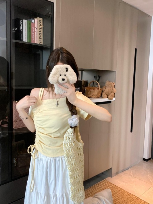 2025 新しいアメリカンホットガールワンショルダー半袖 Tシャツ女性の夏のデザインスリムフィットショートトップトレンディ|undefined