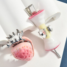 С���OӋ�в�ݮ�O�������Ͱl�A���w���愓��l��s���¿��b�Ʒ