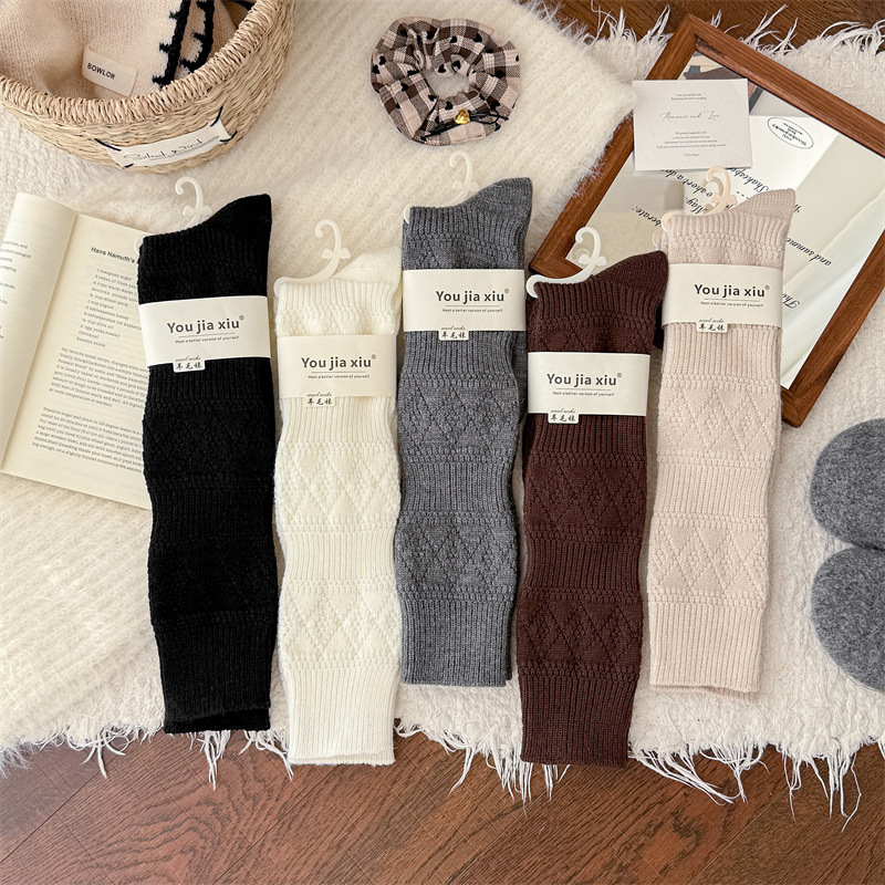 2025 Thickened Diamond Hollow Socks Women Autumn Winter Japanese Style Slouch Socks Long Warm Wool Calf Socks 2025 Thickened Diamond Hollow Socks Women Autumn Winter Japanese Style Slouch Socks Long Warm Wool Calf Socks