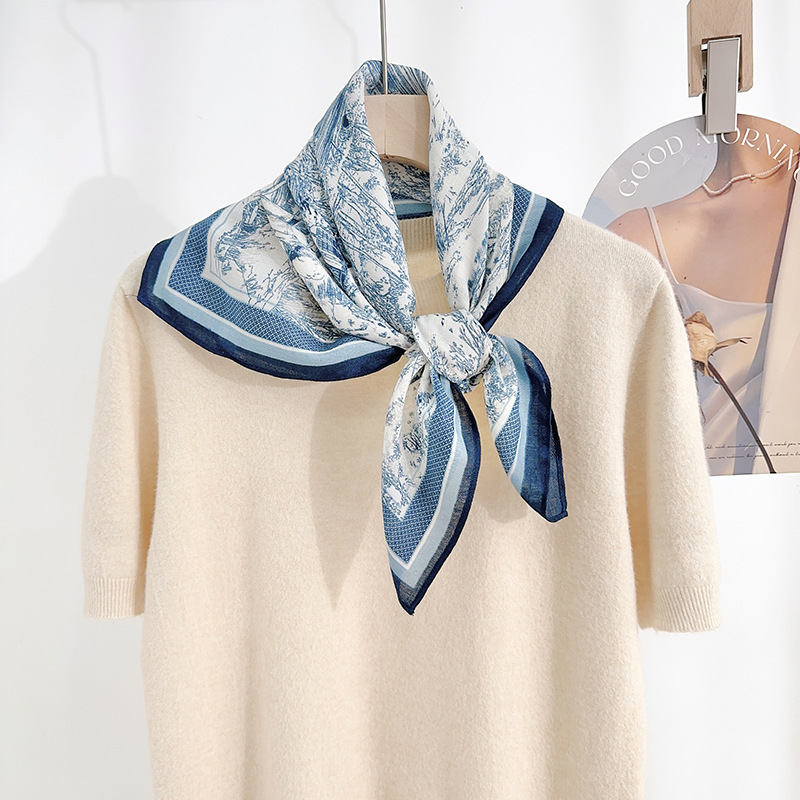 Temperamento de moda japonesa y coreana 68 toallas cuadradas de patrón de personaje de mujer con bufandas profesionales de alto nivel con un nicho de pañuelo