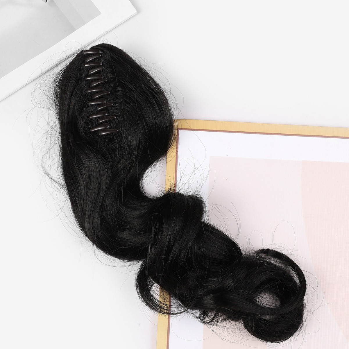 Cauda de caballo grande ondulado mujer simulación de cabello humano americano dulce picante alta trenza de cabello rizado natural gran clip de agarre caballo