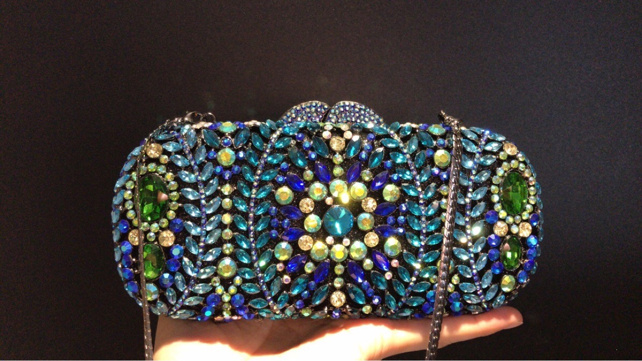 Daiwei fábrica de sirena transfronteriza bolsas de cena de diamantes bolsas de mano de diamantes europeas y estadounidenses bolsas de embrague
