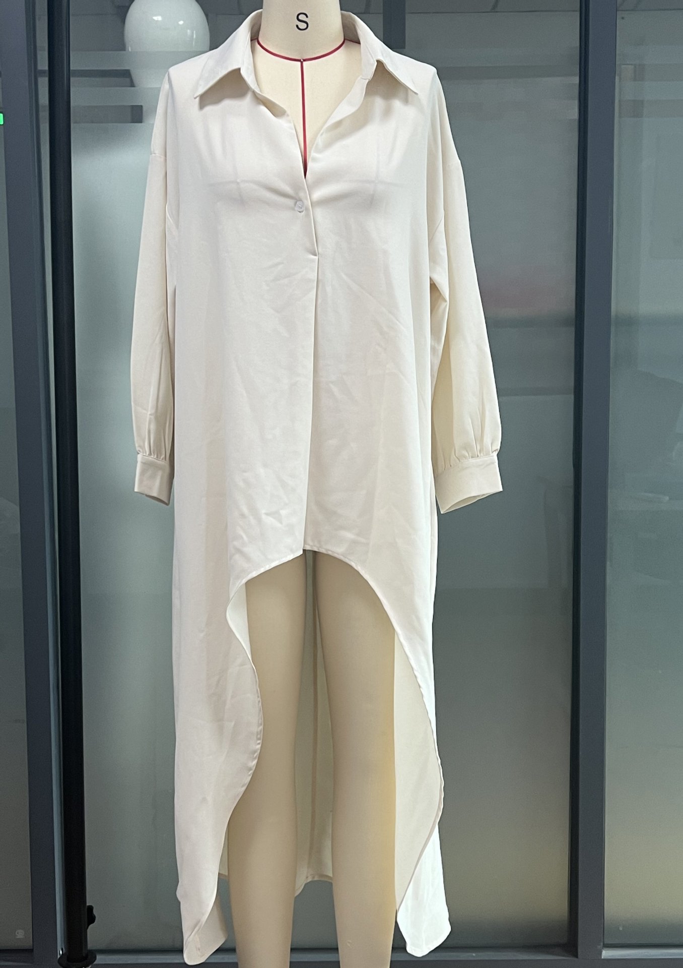252g Weight Wholesale Women's Streetwear Solid Color Long Sleeve Button Blouses