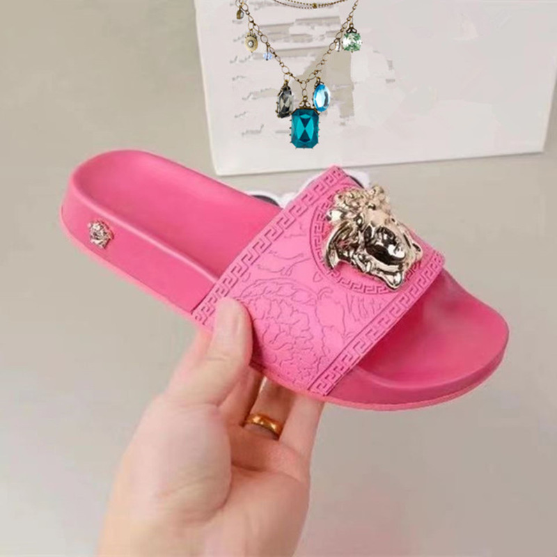 Vietnam Cambodia 2025 Summer New Men's and Women's Beach Sandals Metal Medusa Head Flat Slippers