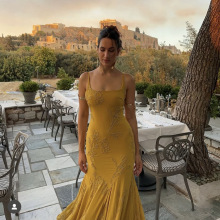 亚马逊欧美风外贸小众设计高级感花朵刺绣长裙度假海边修身连衣裙