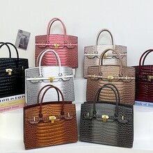 �K��ϲ�R�����{�~�y�i�������2025�¿�W���߼�����ƤŮʿ�μ��