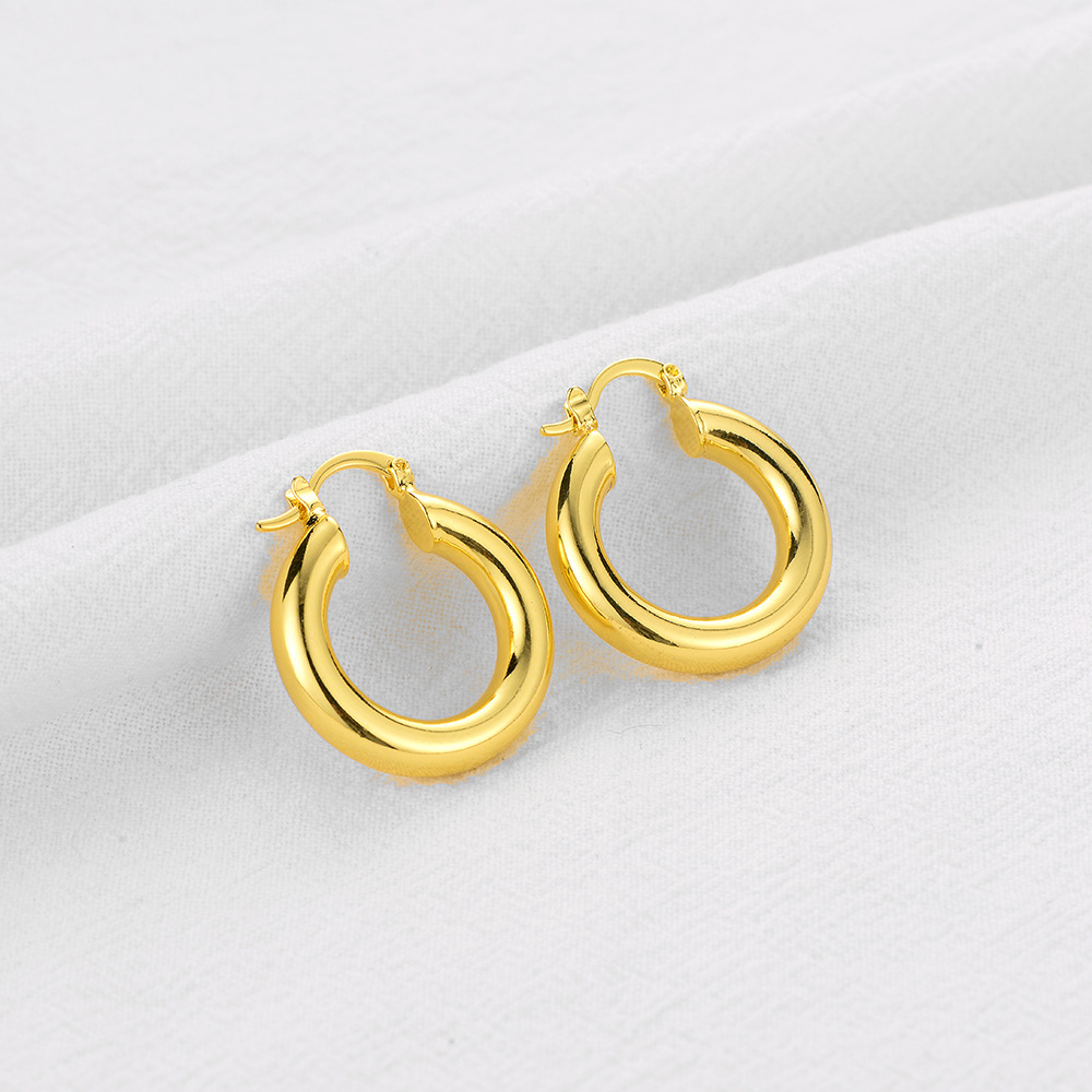 Geometric U-shaped Earclip Earrings Wholesale European And American Personalized Simple Ins New Tube Hollow Metal Earrings Female Temperament display picture 4