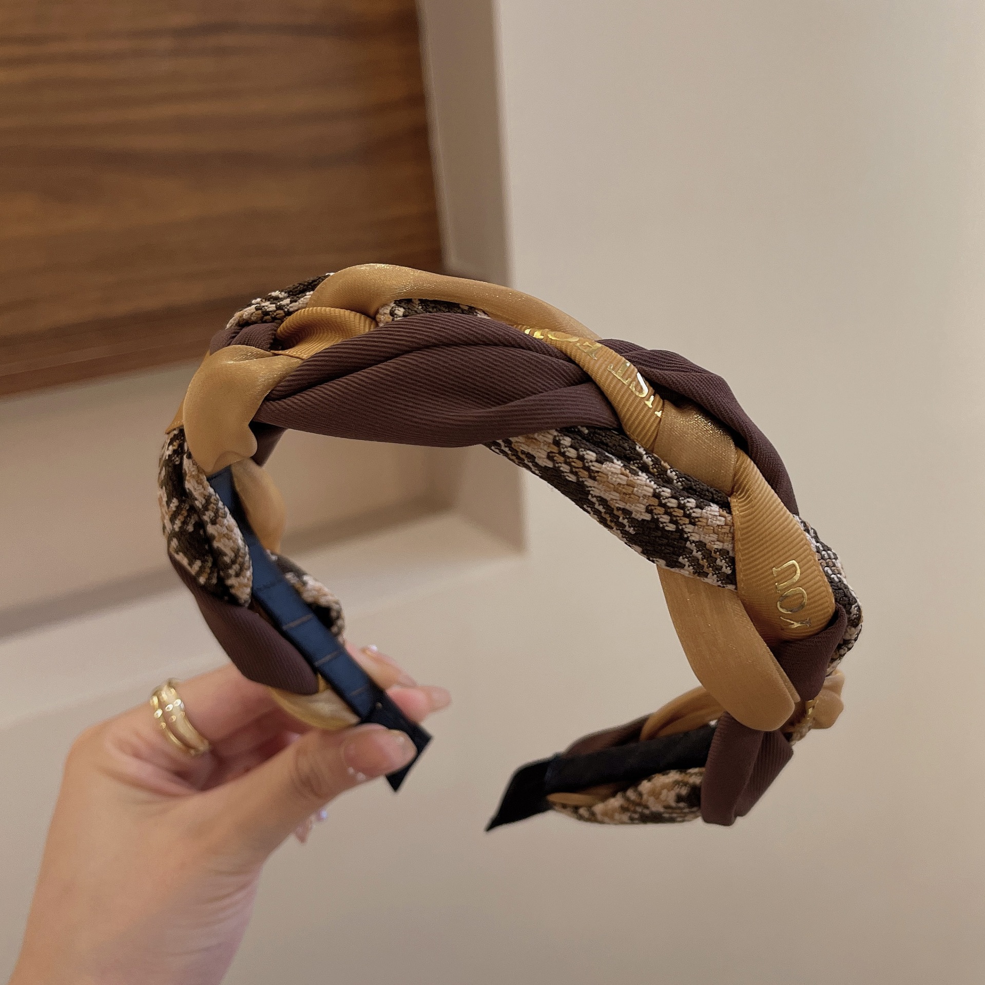 1180C 심황 격자 무늬 헤어 후프