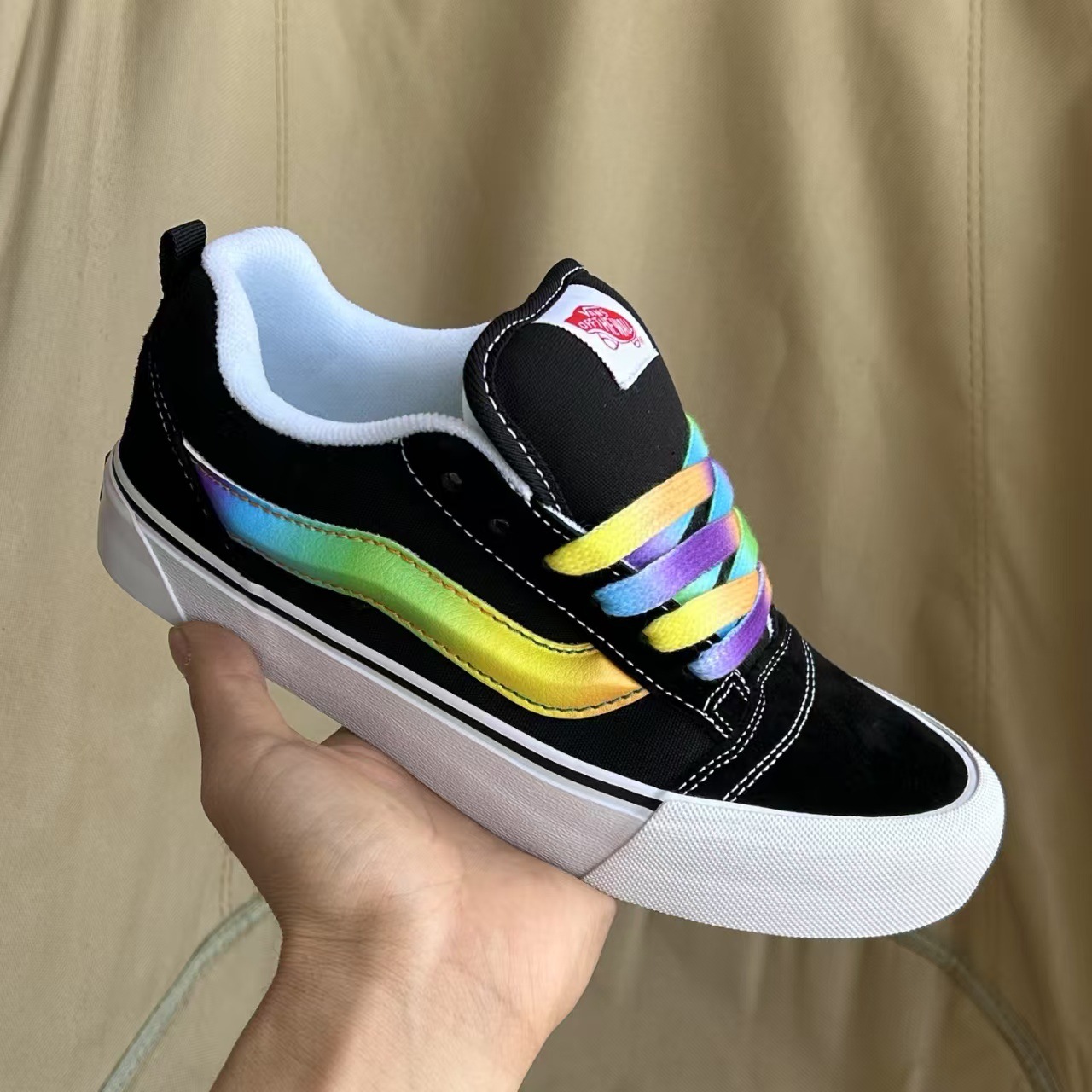 2025年新款胖面包Knu Skool男女休闲厚舌板鞋低帮摩擦有声帆布鞋