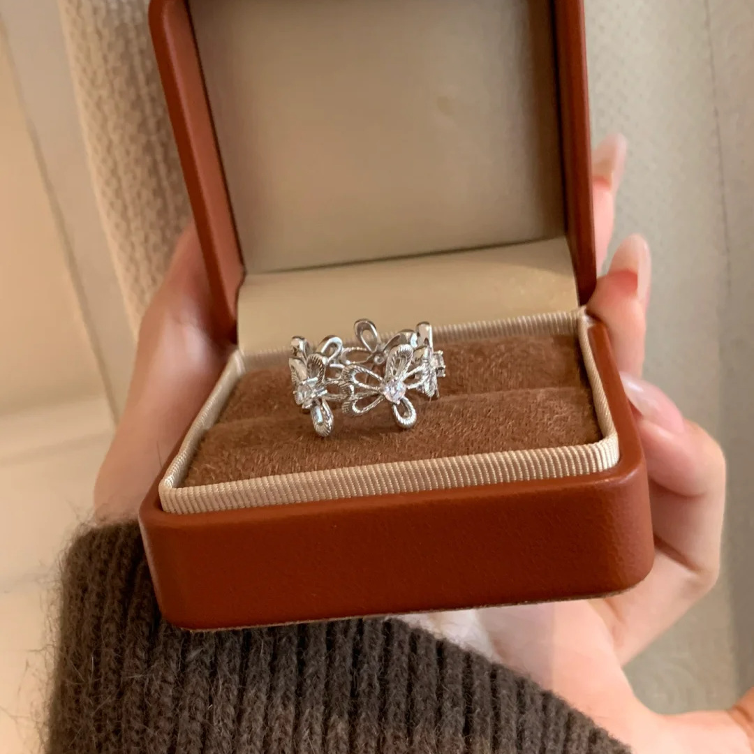 Minimalist Sunflower Diamond Inlaid Lace Ring Adjustable Design_voghion.com