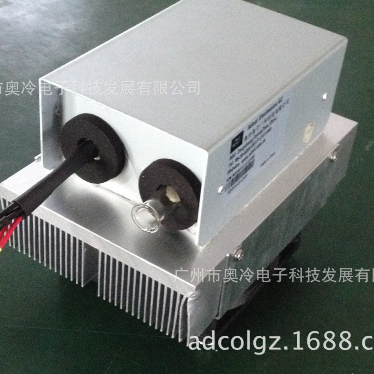 工业尾气除湿，奥冷半导体制冷除湿，降低露点8度