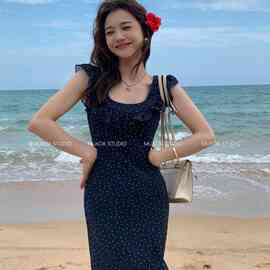 气质女主早春新款荷叶边短袖连衣裙女性感露背波点中长裙复古显瘦