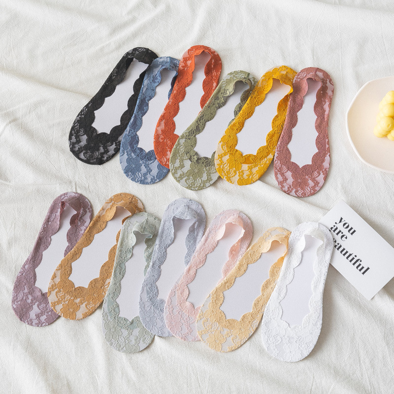 New Lace socks cotton bottom non-slip strip spring and summer low-cut boat Socks sweet super transparent lace invisible socks New Lace socks cotton bottom non-slip strip spring and summer low-cut boat Socks sweet super transparent lace invisible socks