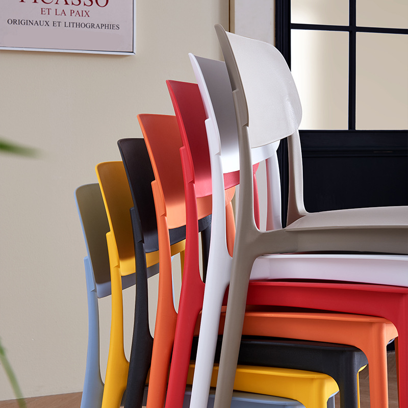 Silla de plástico para el hogar silla de ocio de PP gruesa restaurante postre tienda de té con leche silla de espera respaldo de taburete minimalista moderno