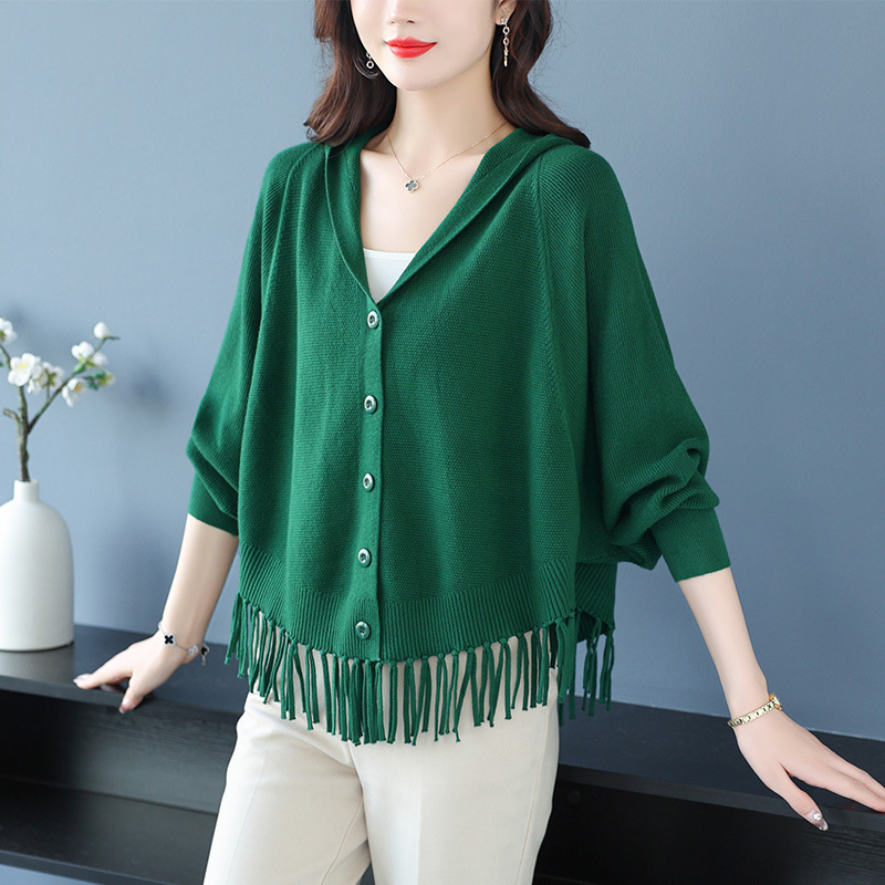Early Autumn Knitted Batwing Cardigan Jacket for Women, New Trendy and Fashionable Cape Shawl with Hood for Spring and Autumn