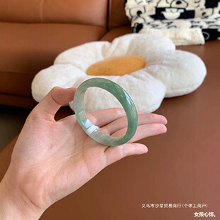 ϫ{ȻɽˮCŮ\GɫCˮC