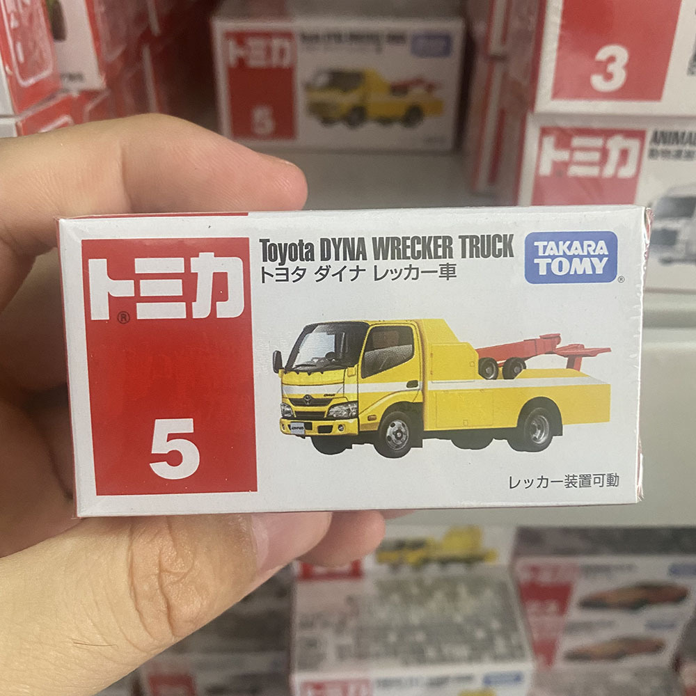 No. 05 Toyota trailer rescue truck 102373