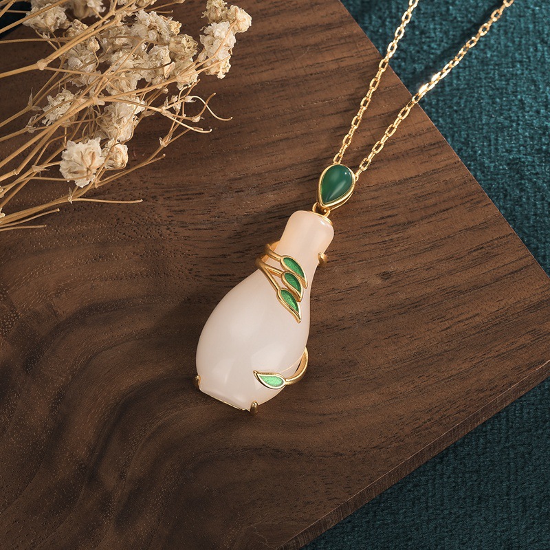 Chinese necklace