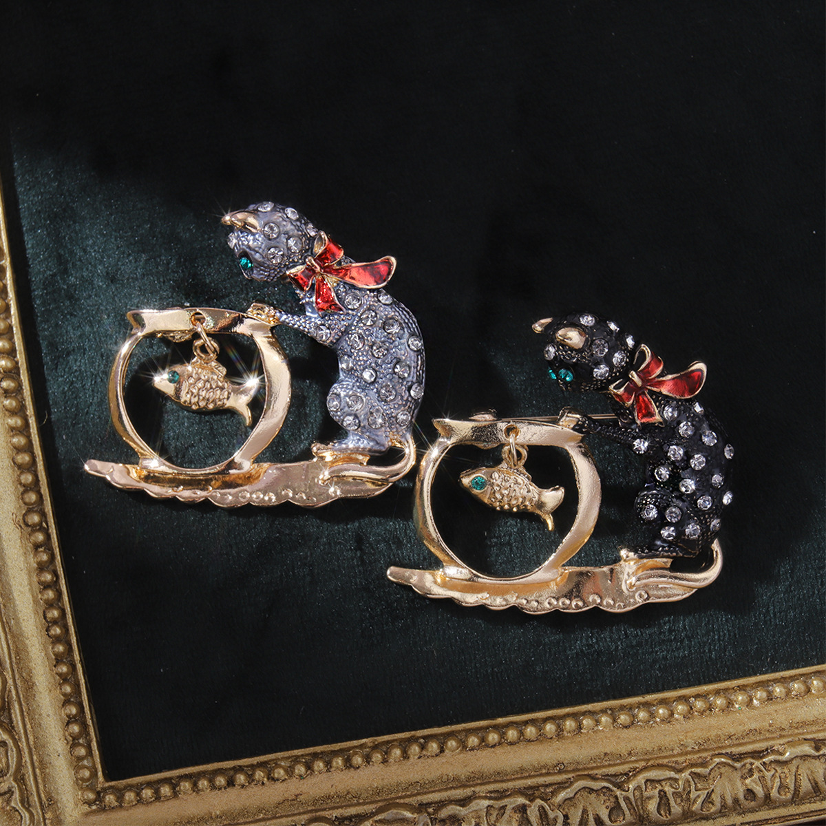 Unisex Gender Retro Pin Animal Rose Flower Alloy Unisex Brooches