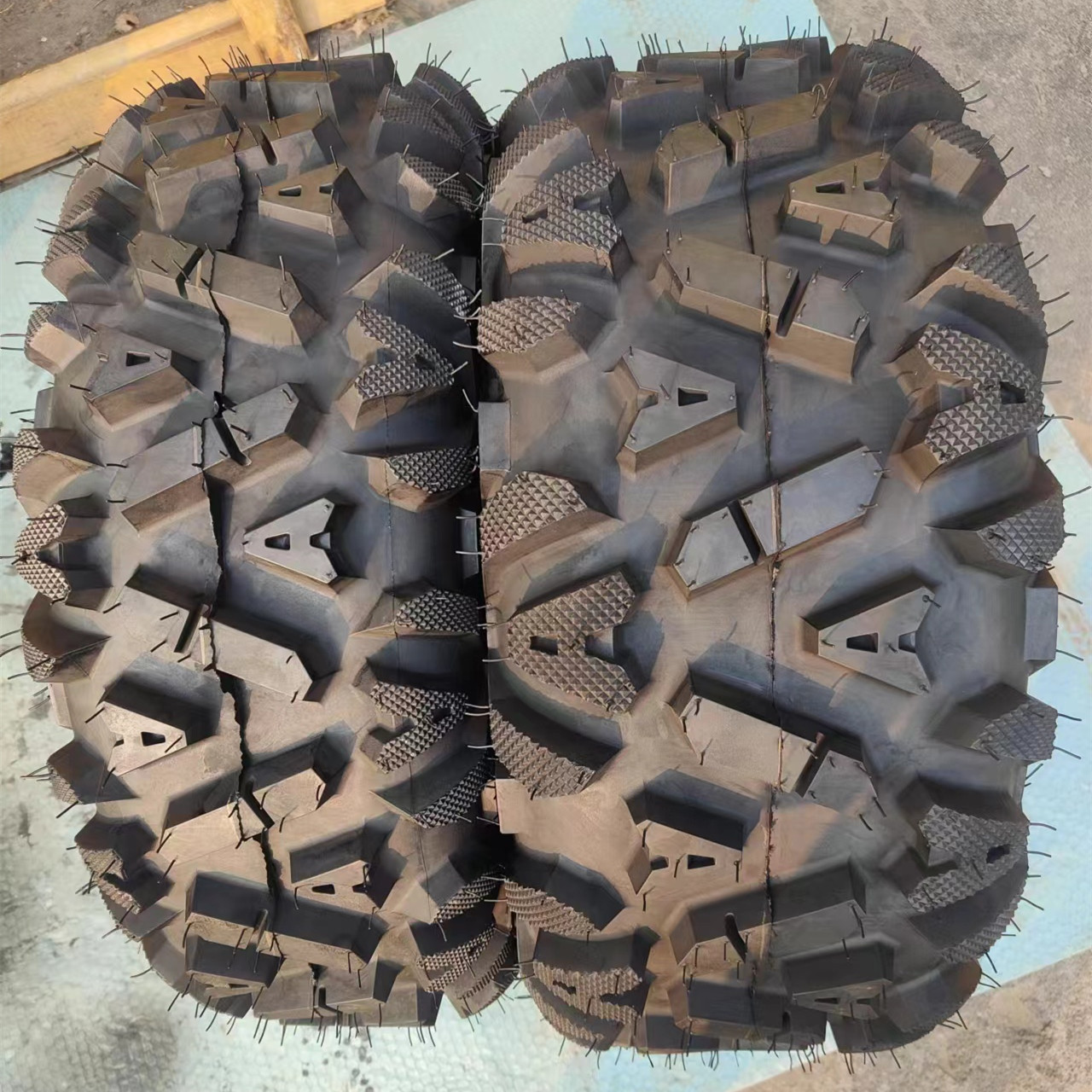 27x8-12  27x10-12    28x8-12   28x10-12 越野轮胎 全地形沙漠
