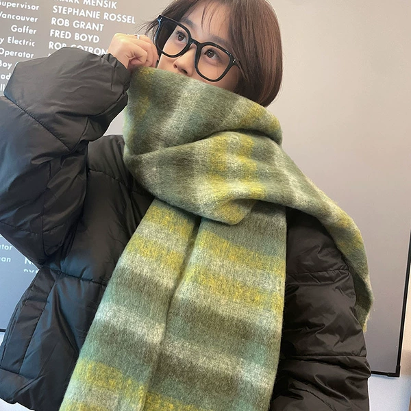 Hello striped green
