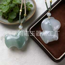 新疆天山翠新年马到成功吊坠天然金丝玉网红款唐马吊坠毛衣链挂件