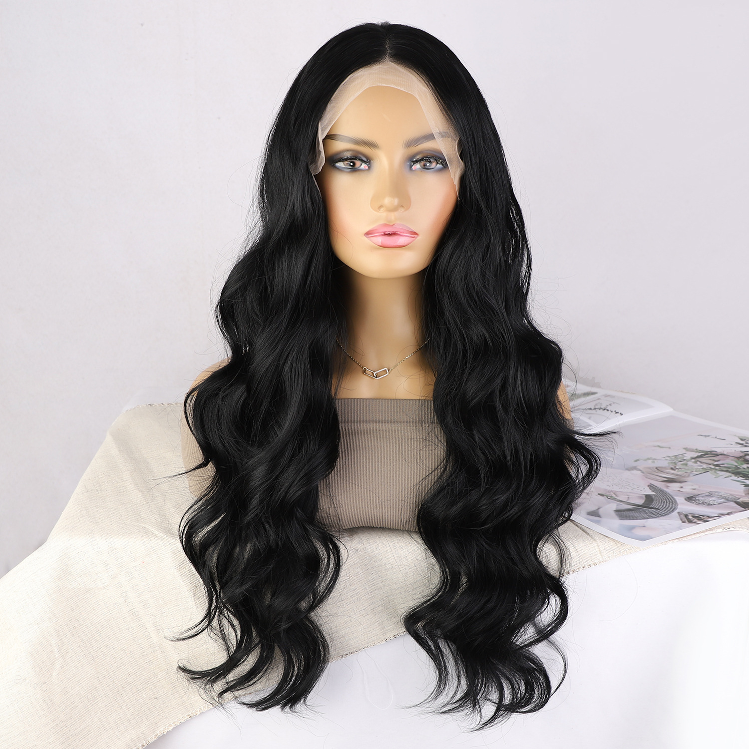 Peluca sintética larga ondulada negra para mujer con encaje frontal de 13x4 mm, estilo europeo americano, gorro de tamaño promedio, extensiones de cabello con ondas corporales._voghion.com