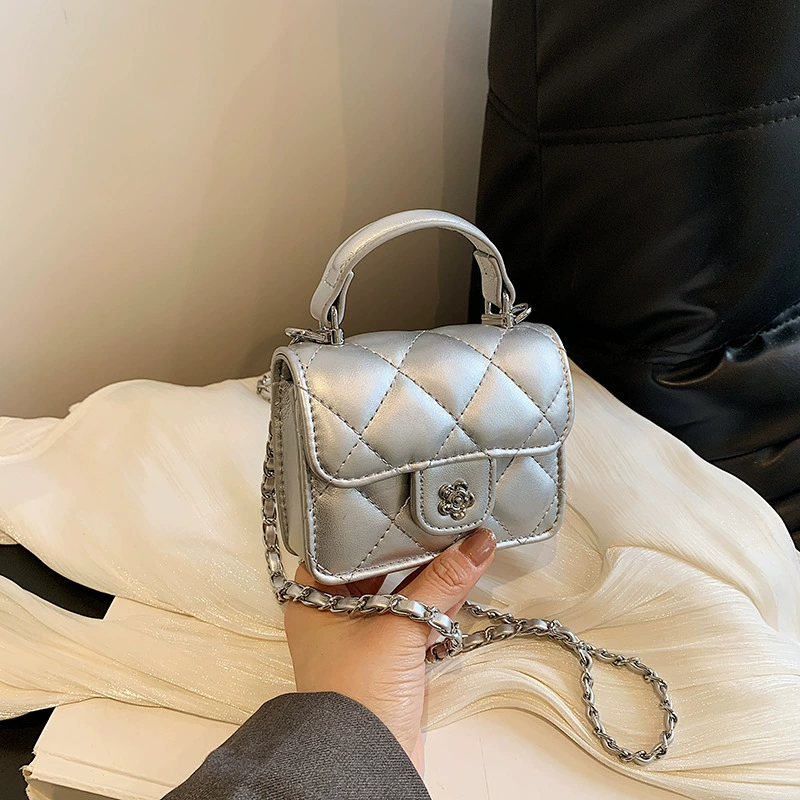 Детская стёганая сумка через плечо в стиле Chanel, мини с цепочкой, 11×6,9×5,94 см