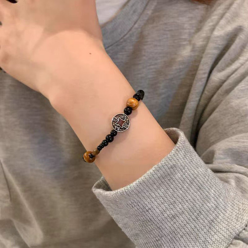 Modern Chinese lucky coin pendant bracelet for women, unique design fashion brand, personalized ancient-style hand accessory
