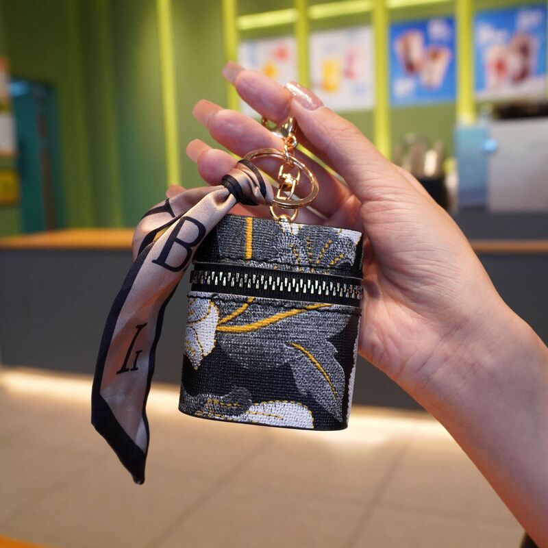 New Mini Guofeng Embroidered Earphone Bag Coin Purse Keychain Portable Storage Bag Wireless Headset Protective Cover