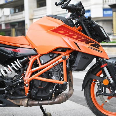 Suitable for 24 Ktm390: Motorcycle bumper