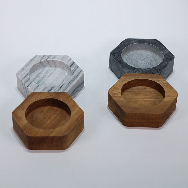 ����ֱ������ʯƴ�Ӳ����Ҷ�Ѳ�С���̼��ò貦��ɷֲ���