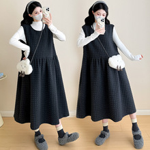 冬季舒适孕妇针织衫+加厚洒金菱格泡泡棉韩系背心裙潮妈孕妇套装