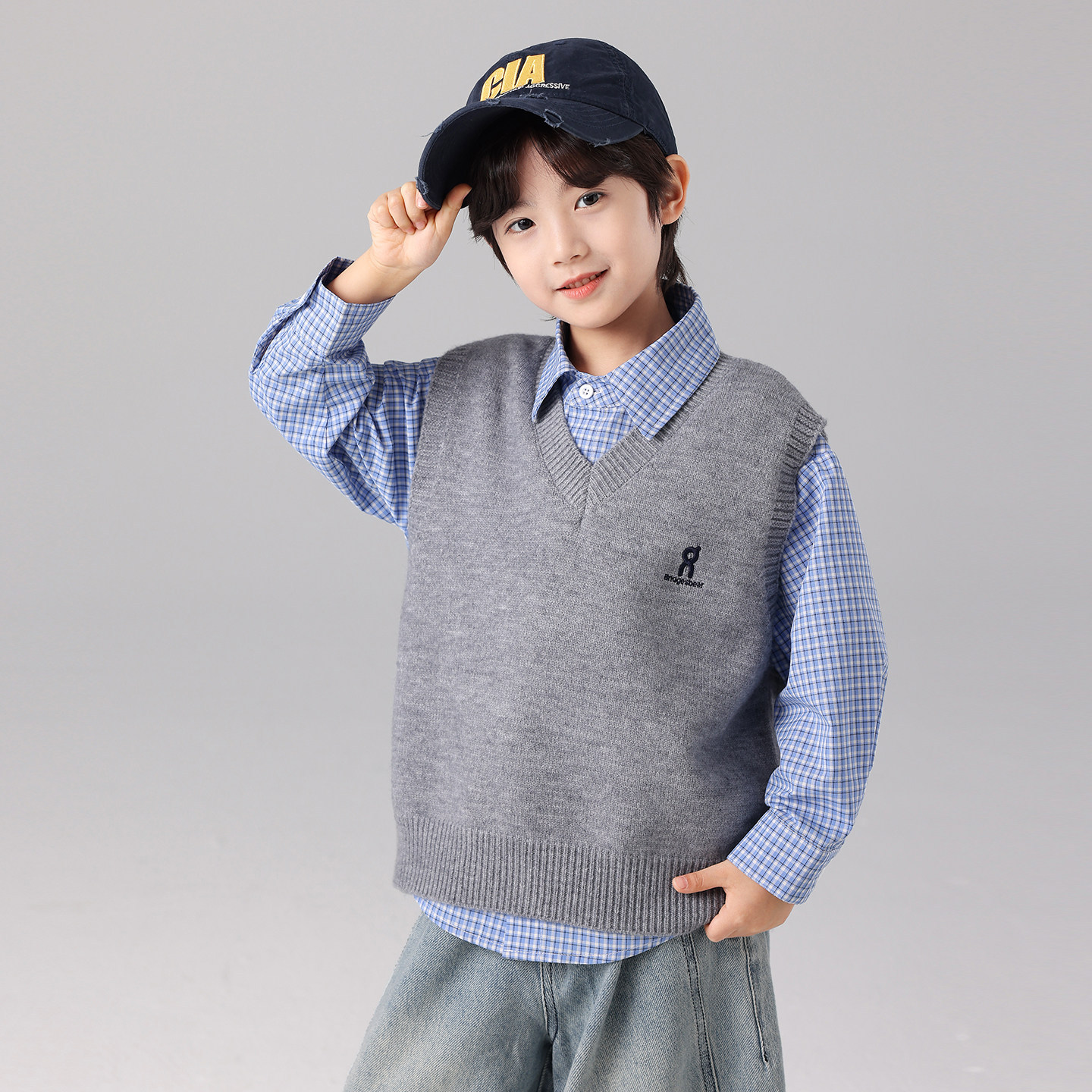 Qis Bear-A6001 Spring Sweater Vest